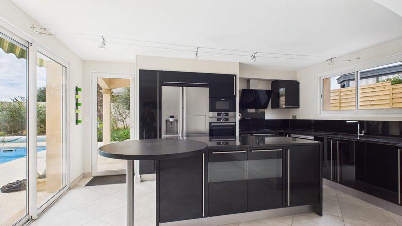 Villa - 163 m² - 5 pièces