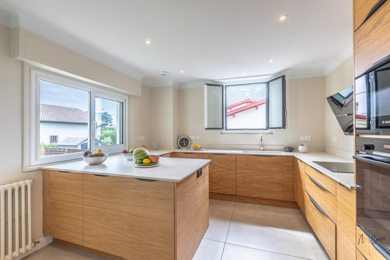 Maison - 138 m² - 6 pièces