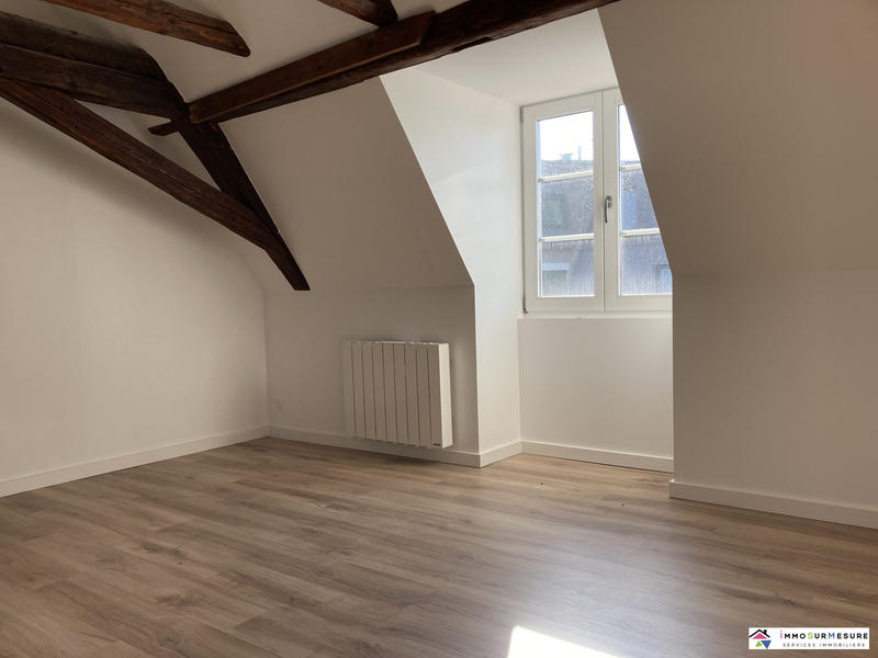 Appartement - 90 m² - 4 pièces