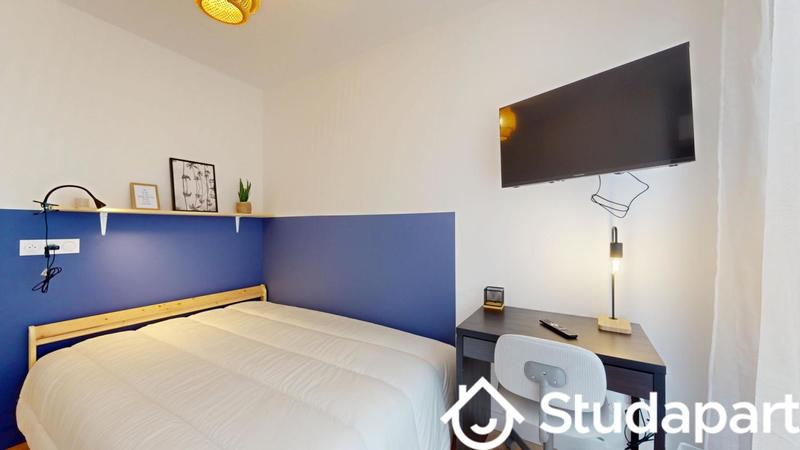 Chambre - 11 m² - 1 pièce