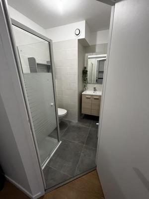 Studio - 25 m² - 1 pièce