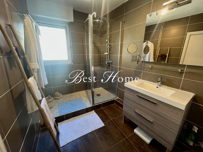 Appartement - 124 m² - 5 pièces