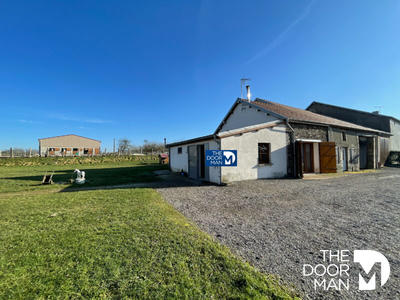 Services - 110 m² - 4 pièces