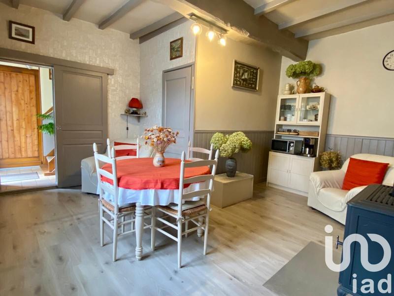 Maison - 250 m² - 9 pièces