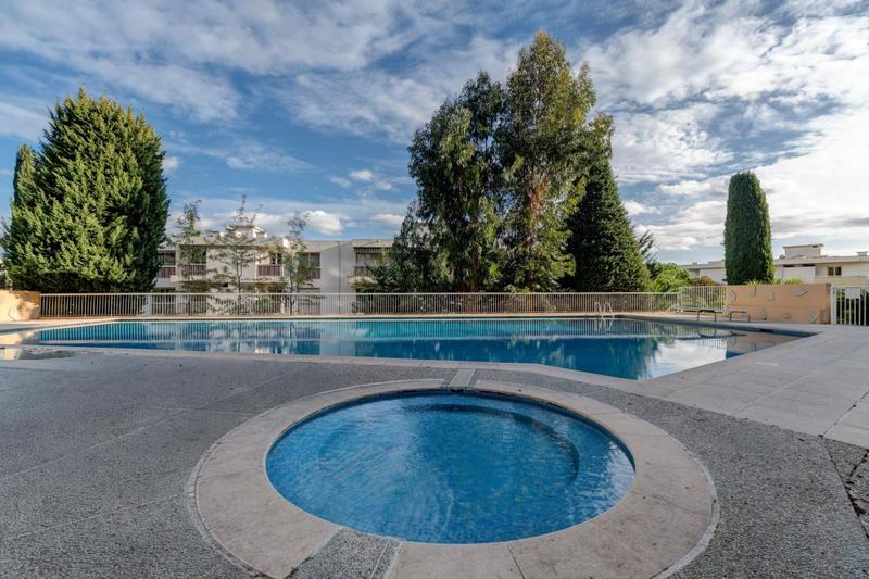 Appartement - 57 m² - 2 pièces