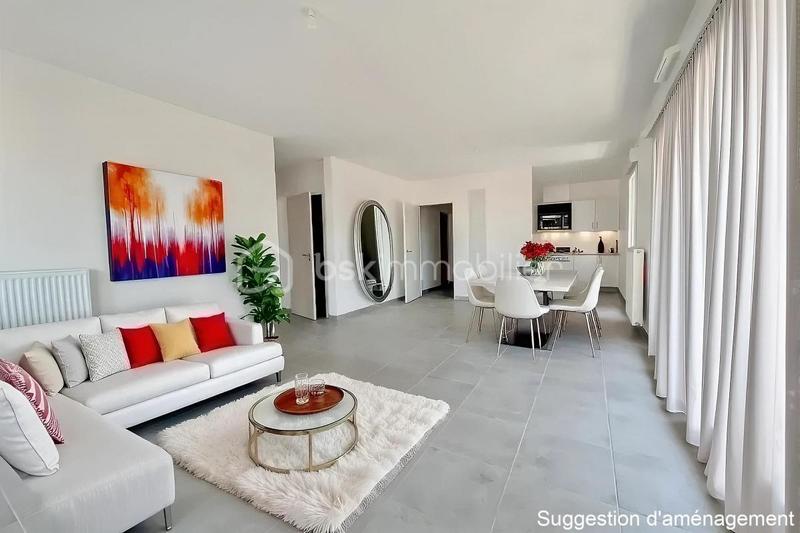 Appartement - 92 m² - 4 pièces