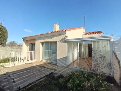 Maison - 80 m² - 4 pièces