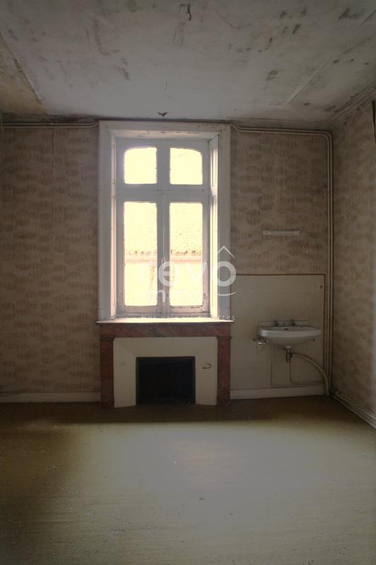 Maison - 350 m² - 10 pièces