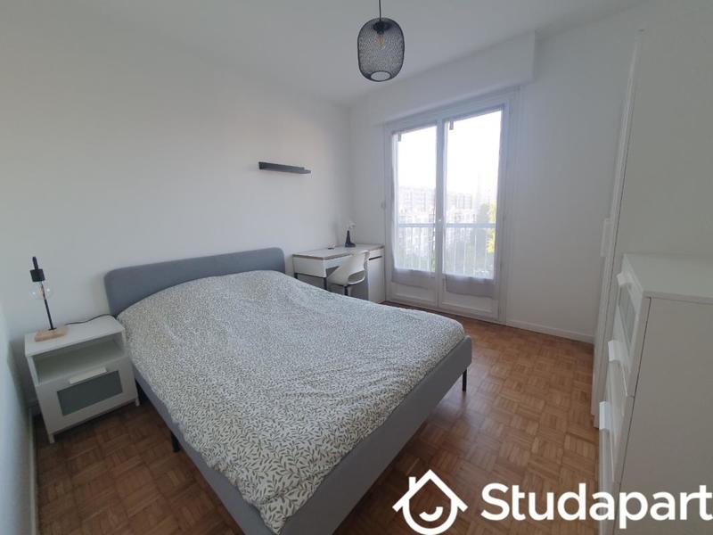 Chambre - 10 m² - 1 pièce