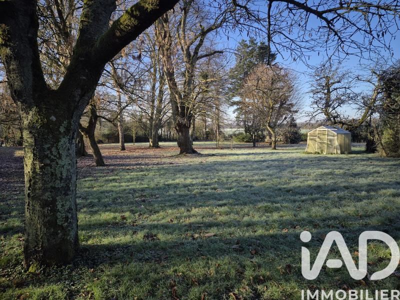 Maison - 239 m² - 7 pièces