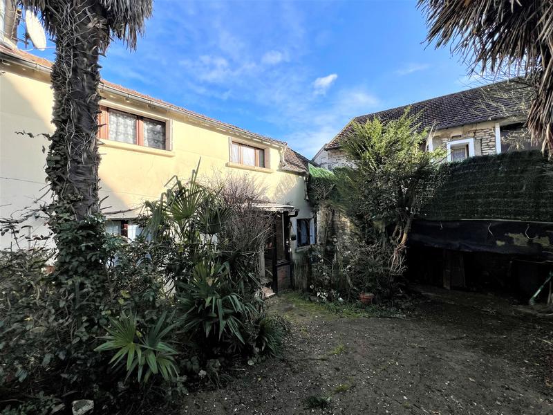 Maison jumelée - 80 m² - 4 pièces