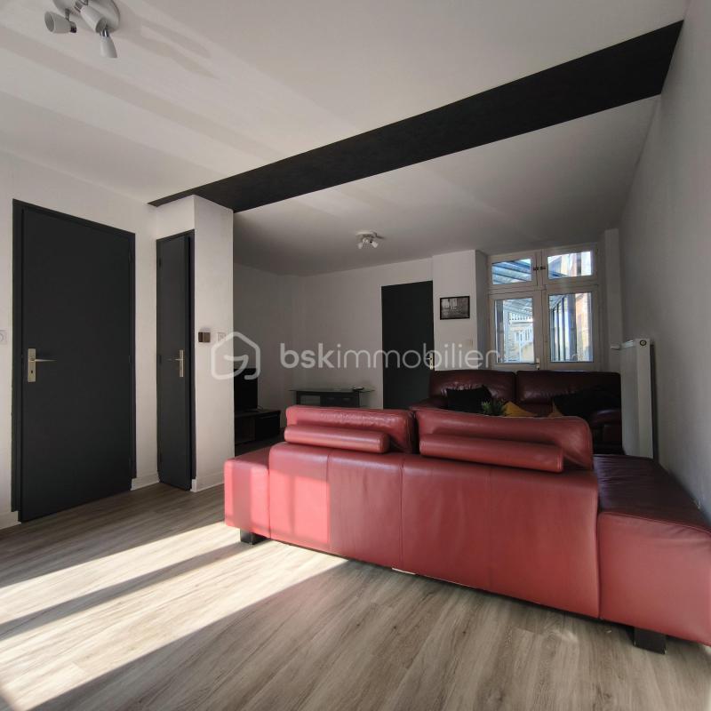 Maison - 192 m² - 10 pièces