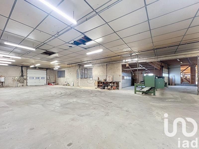 Immeuble - 2 467 m²