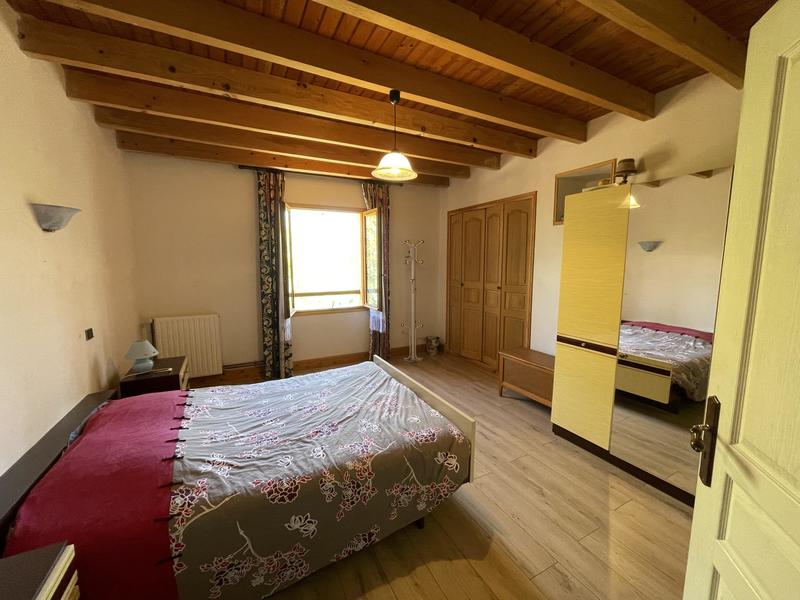 Corps de ferme - 300 m² - 10 pièces