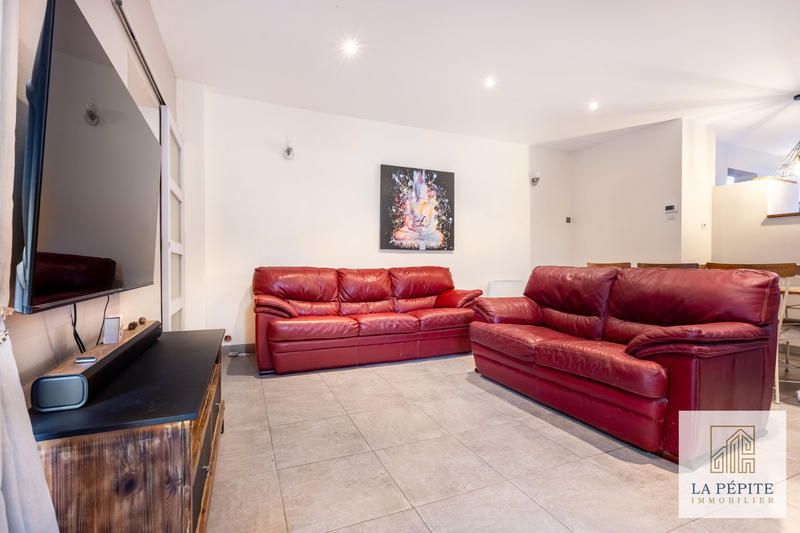 Maison - 95 m² - 4 pièces