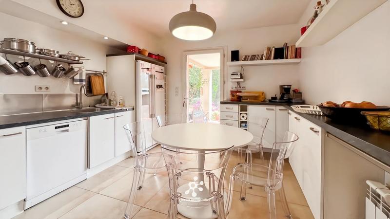 Maison - 147 m² - 6 pièces