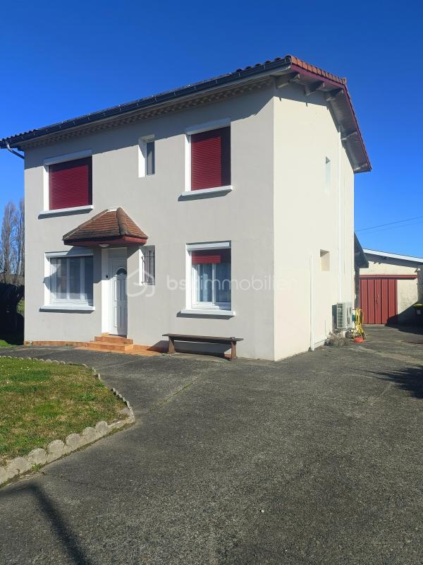 Maison - 102 m² - 6 pièces