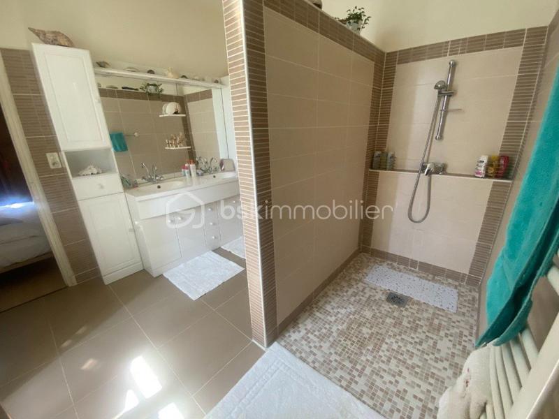 Maison en pierre - 230 m² - 7 pièces