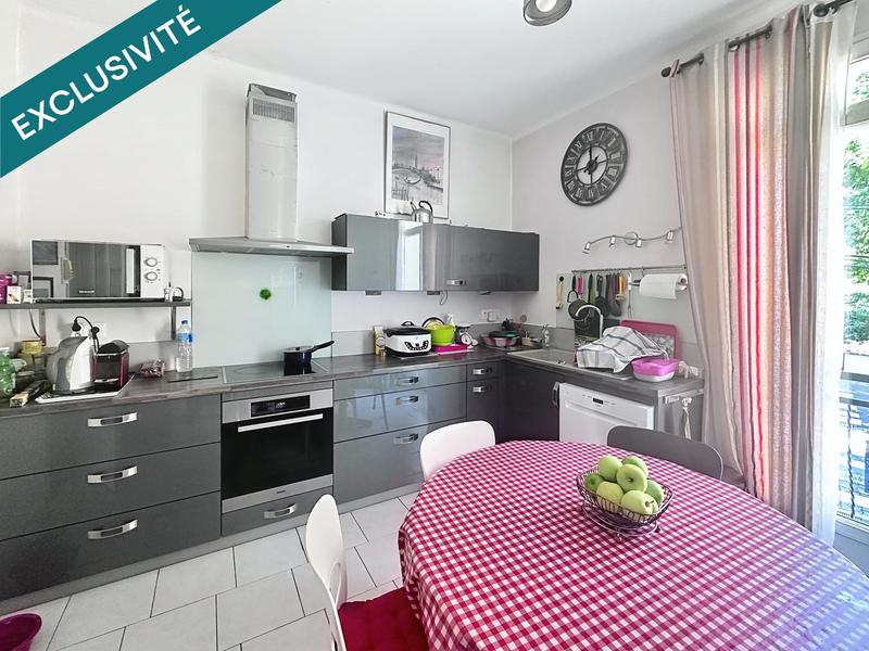 Appartement - 115 m² - 6 pièces