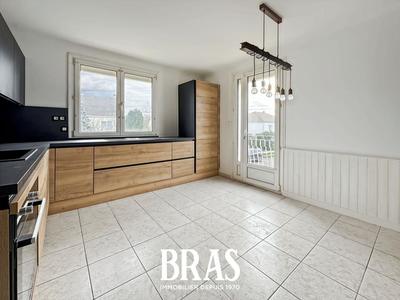 Maison - 149 m² - 7 pièces