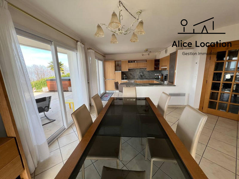 Maison - 150 m² - 4 pièces