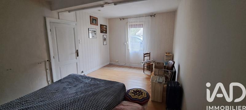 Maison - 215 m² - 4 pièces