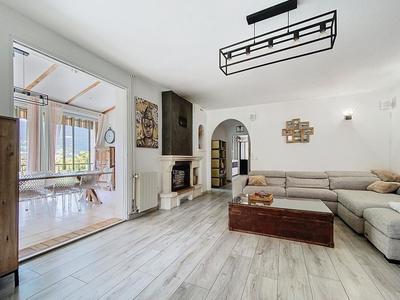 Maison - 153 m² - 4 pièces