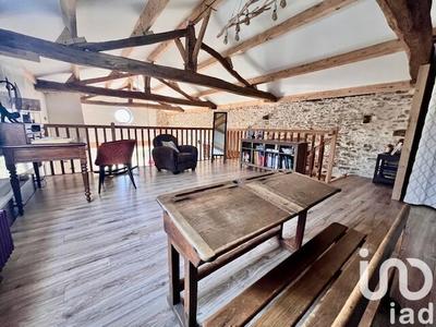 Maison - 212 m² - 5 pièces