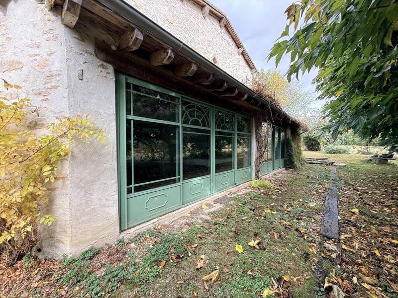 Moulin - 464 m² - 11 pièces