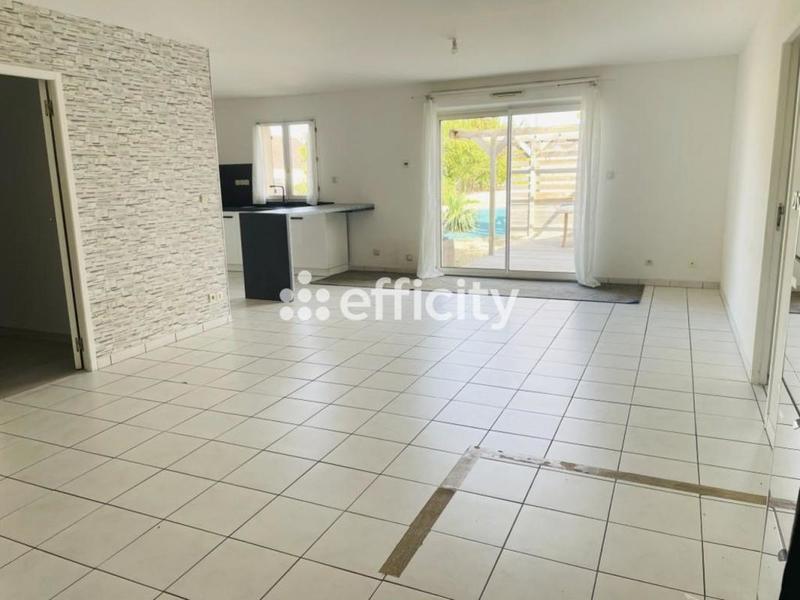 Maison - 98 m² - 4 pièces