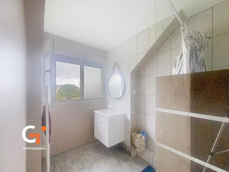 Maison - 198 m² - 7 pièces