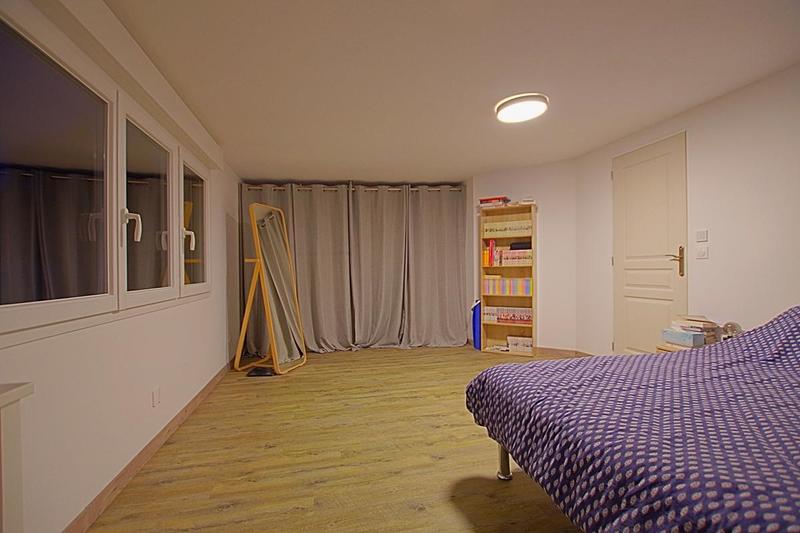 Maison - 234 m² - 7 pièces