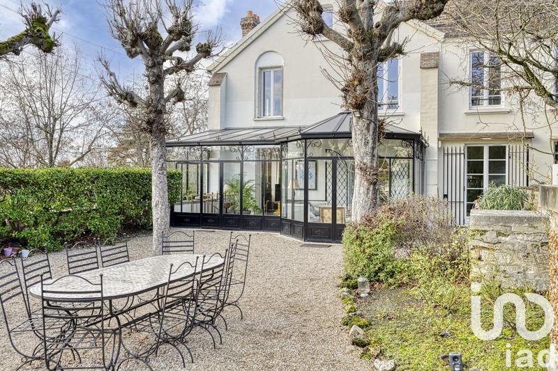 Maison - 300 m² - 9 pièces