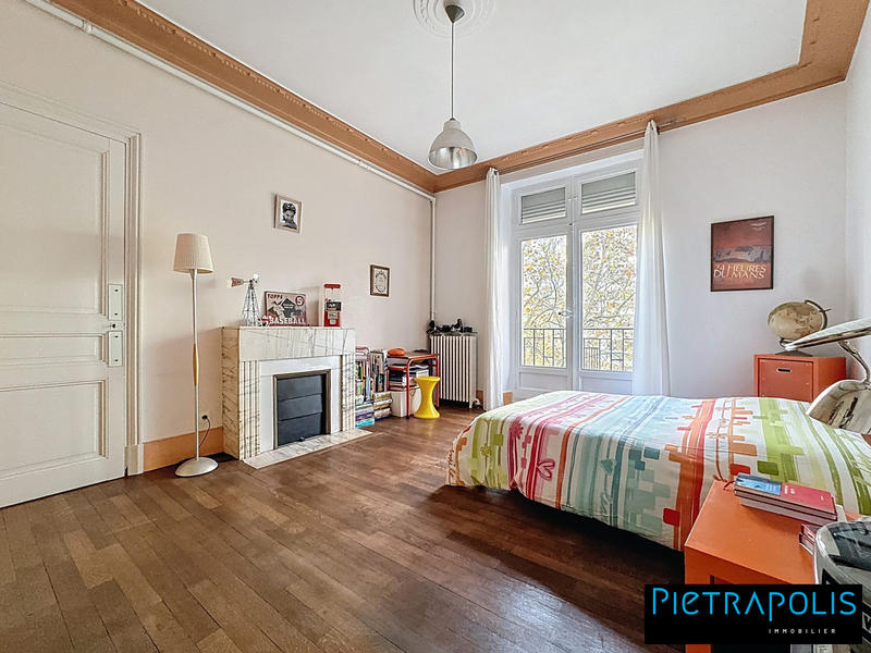 Duplex - 165 m² - 7 pièces