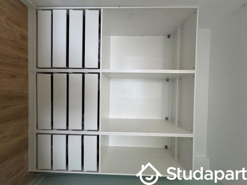 Chambre - 9 m² - 1 pièce