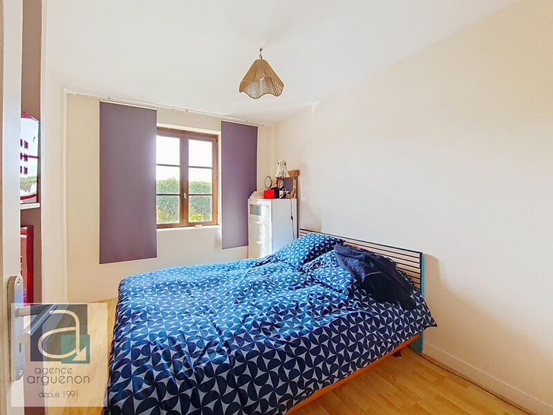 Maison - 92 m² - 5 pièces