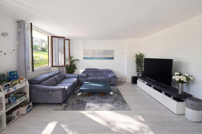 Appartement - 94 m² - 3 pièces