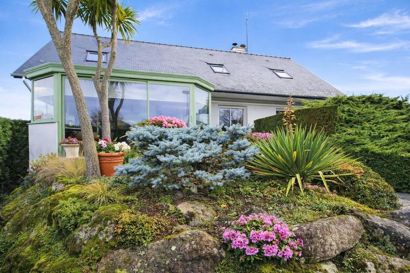 Maison - 182 m² - 7 pièces