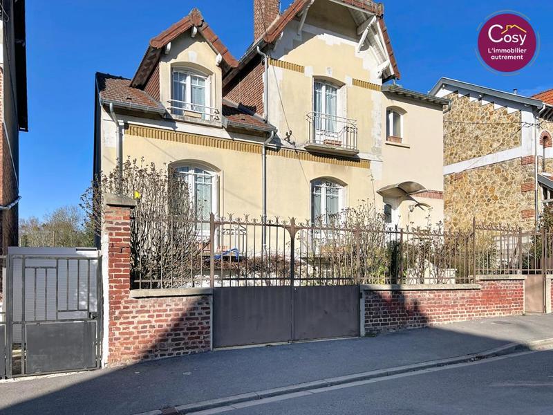 Demeure - 172 m² - 10 pièces