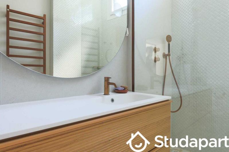 Appartement - 65 m² - 1 pièce