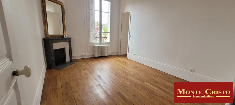 Appartement - 141 m² - 5 pièces