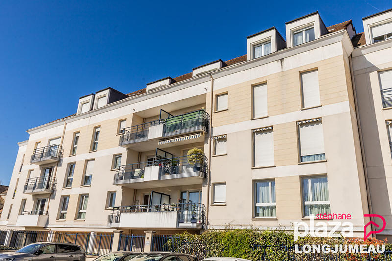 Appartement - 77 m² - 4 pièces