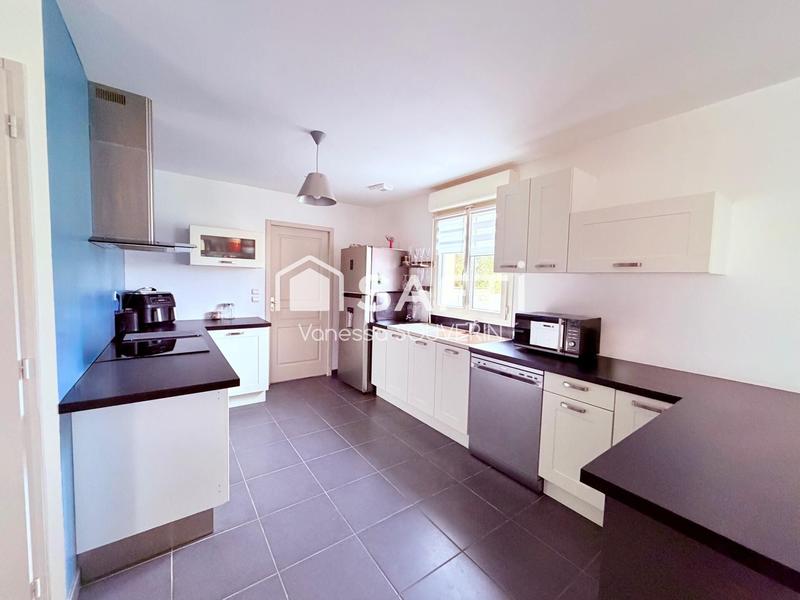 Maison - 158 m² - 7 pièces