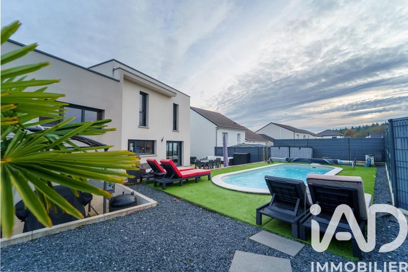Maison - 141 m² - 6 pièces