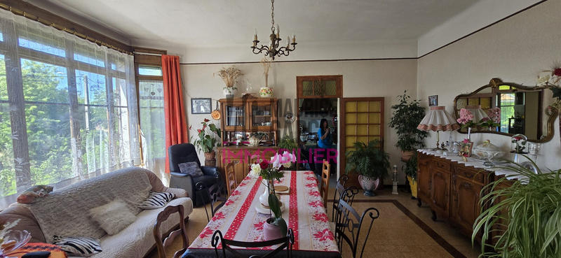 Maison - 142 m² - 6 pièces