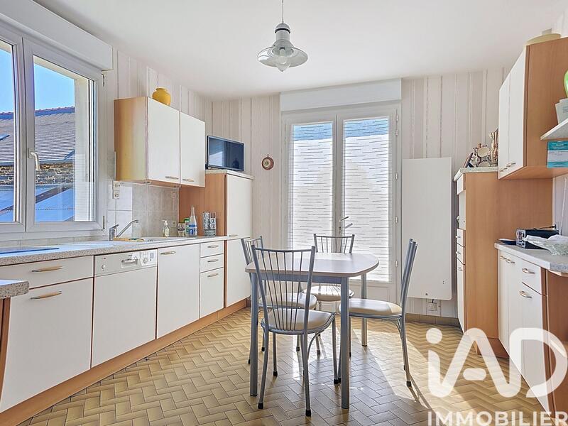 Maison - 88 m² - 4 pièces