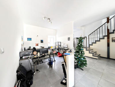 Maison - 219 m² - 6 pièces