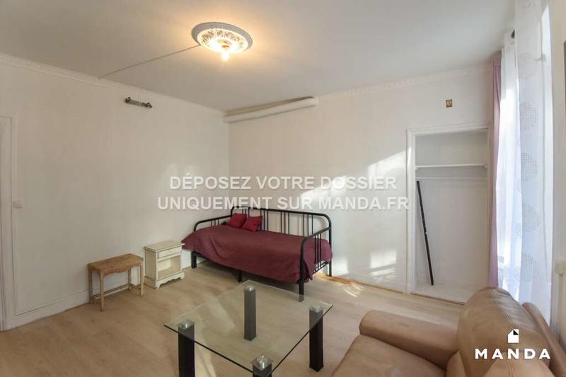 Studio - 27 m² - 1 pièce