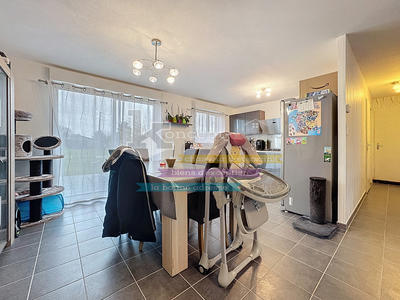 Maison - 94 m² - 6 pièces