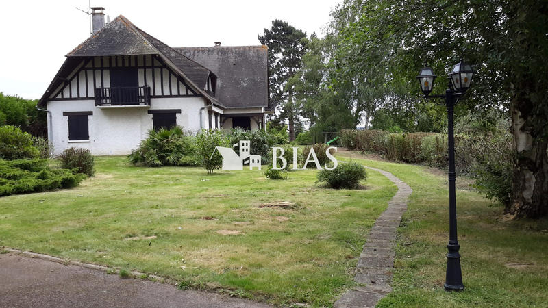 Maison traditionnelle - 194 m² - 7 pièces